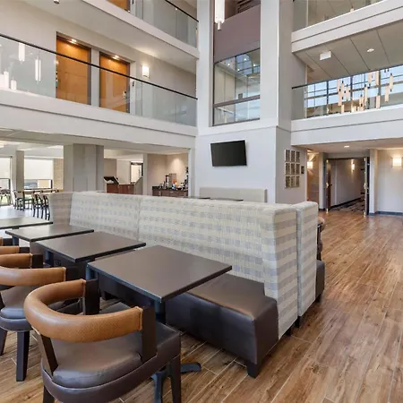 Drury Inn & Suites Paducah-3