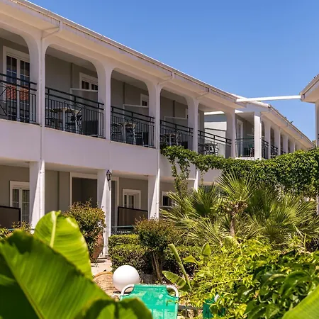 Sofia'S Hotel-3