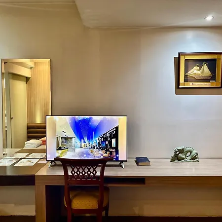 The E-Hotel Makati-2