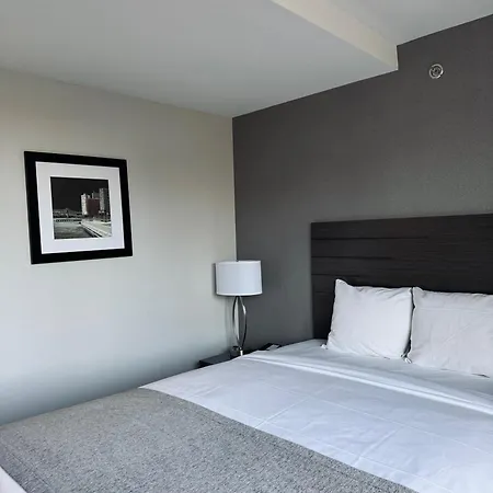 Capital Hotel Long Island City-2