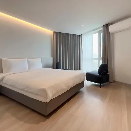 Ocean Suites Jeju Hotel-2