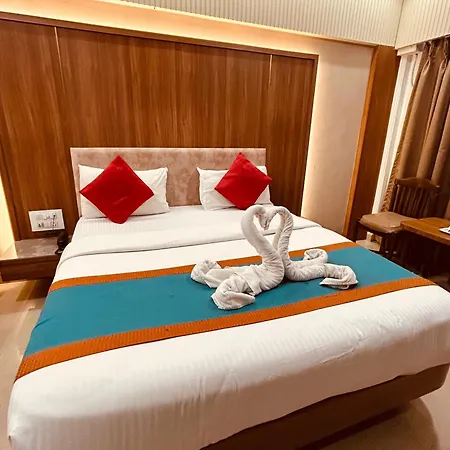 Hotel Sahar International-3