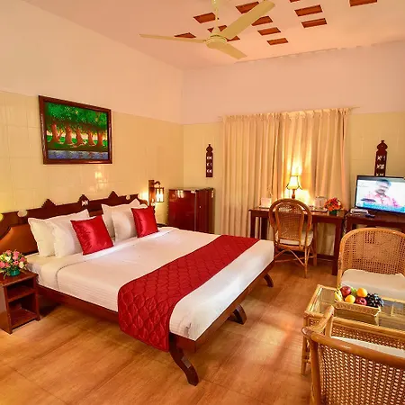 Beach And Lake Ayurvedic Resort, Kovalam-2