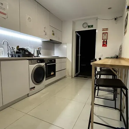 Owls Hostel Ribeiro-2