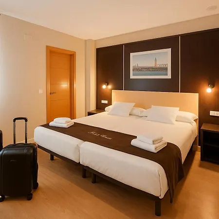 Hotel Plaza-3