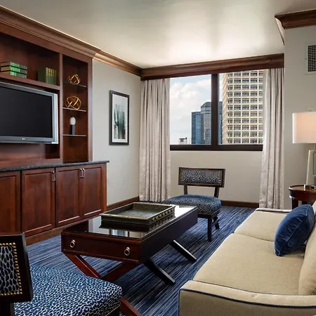 Sheraton Norfolk Waterside Hotel-3