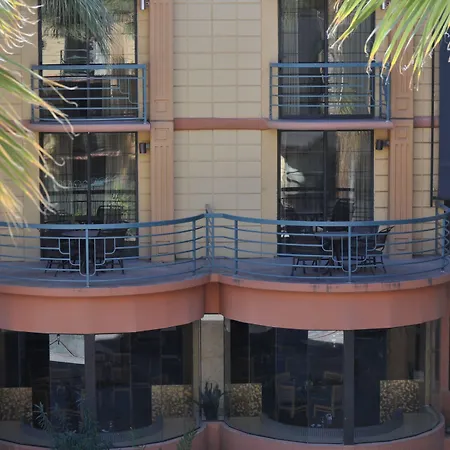 Embassy Suites By Hilton Phoenix Biltmore-3