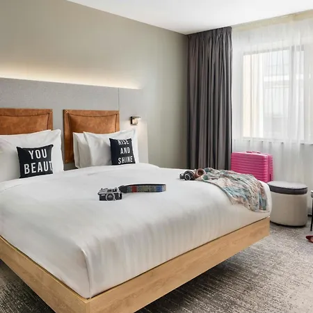 Moxy Belfast City-2