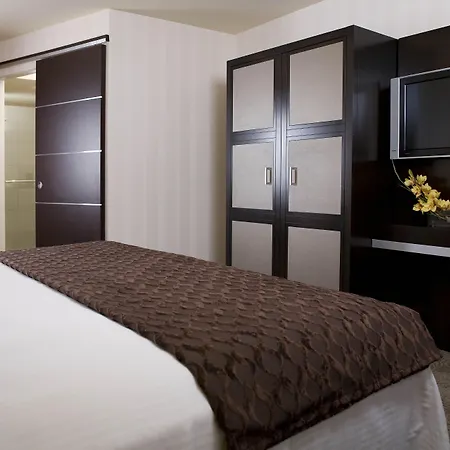 Gold Coast Hotel And Casino-2