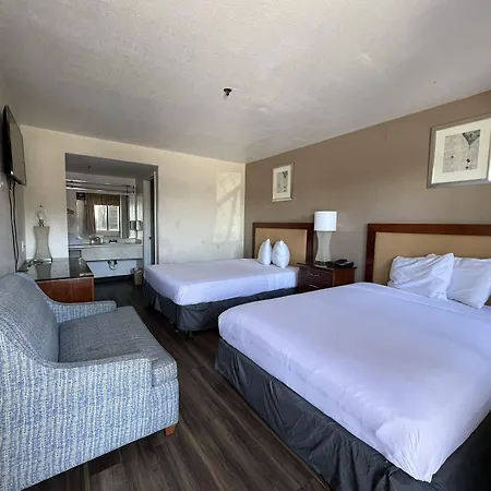 Fresno Inn-2
