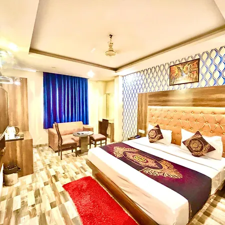Hotel Smart Plaza-Near Delhi Airport-2
