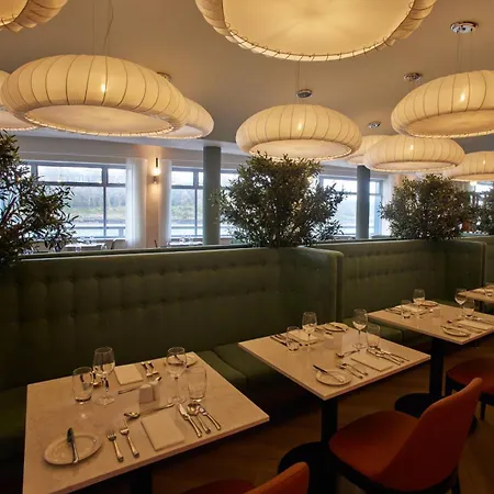Waterford Marina Hotel-3