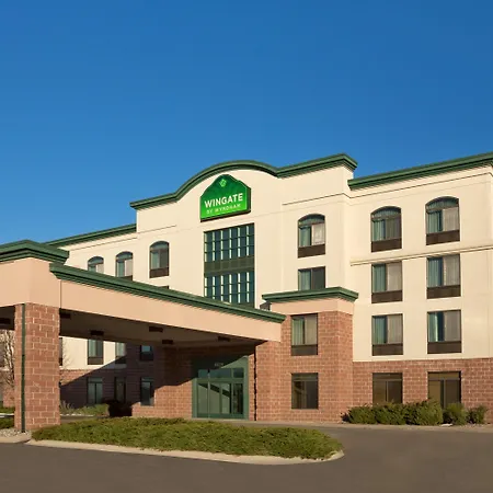 Wingate By Wyndham Fargo-3