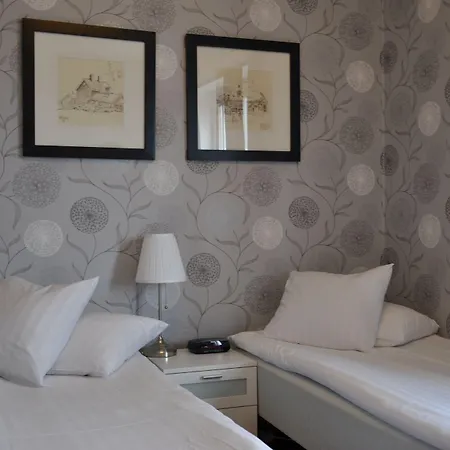 Strand Hotell-3