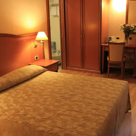 Hotel Terminal-3