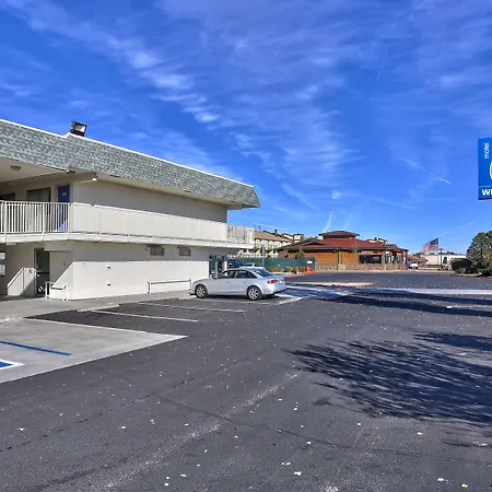 Motel 6-Flagstaff, Az - Butler-3
