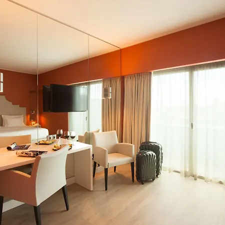 Lutecia Smart Design Hotel-3