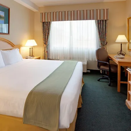 Holiday Inn Express Hotel & Suites Watertown - Thousand Islands By Ihg-3