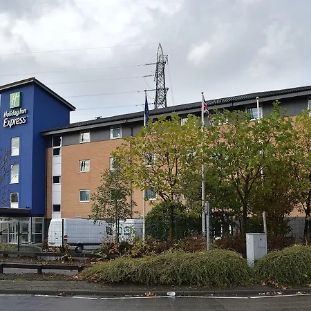 Holiday Inn Express Birmingham Star City By Ihg-3