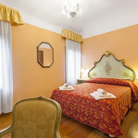 Hotel Malibran-2