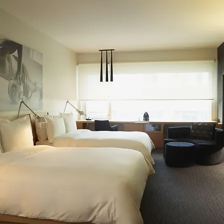 Le Germain Hotel Maple Leaf Square-2