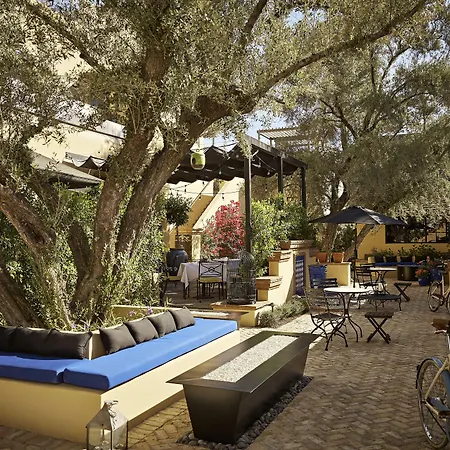 Bespoke Inn Scottsdale-3