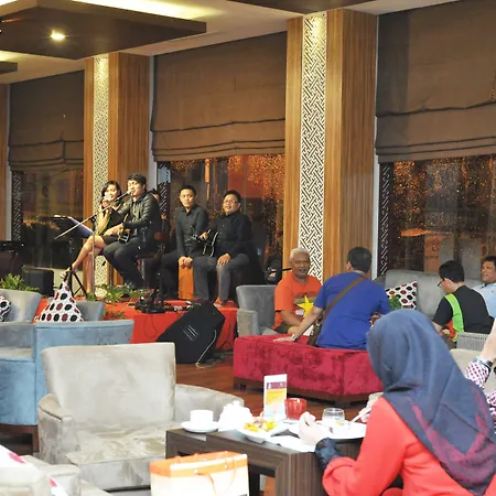 Cavinton Hotel Malioboro Yogyakarta-3