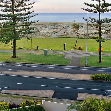 Meridian Tower Kirra Beach-3