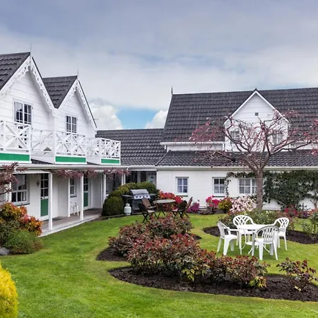 Phoenix Thermal Resort - Taupo-3