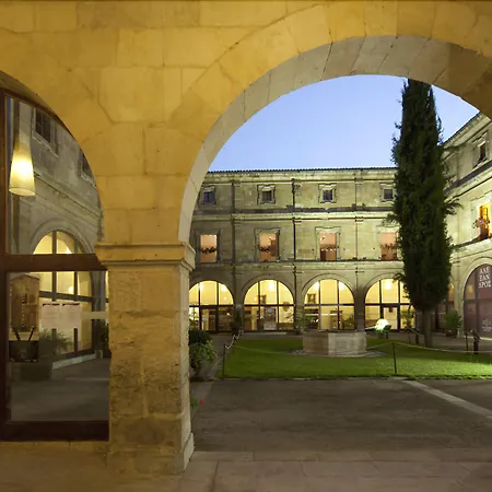 Hotel Real Colegiata San Isidoro-3