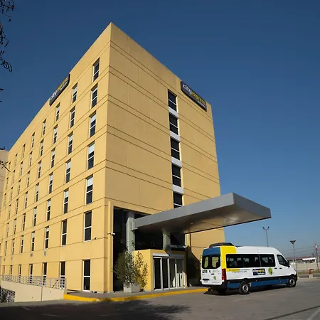 City Express By Marriott Santiago Aeropuerto-3