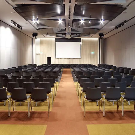 Hyatt Place Melbourne Essendon Fields-2