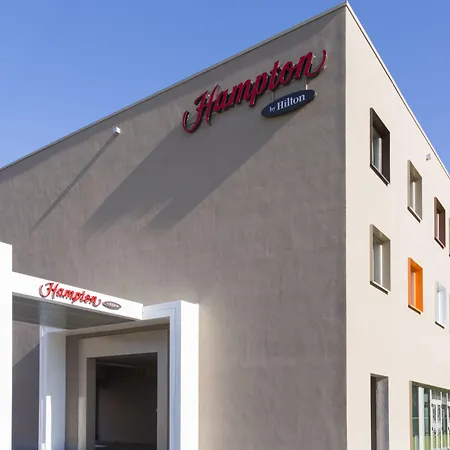 Hampton By Hilton Rome East-2