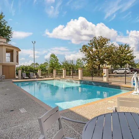 Best Western Plus North Houston Inn & Suites-3