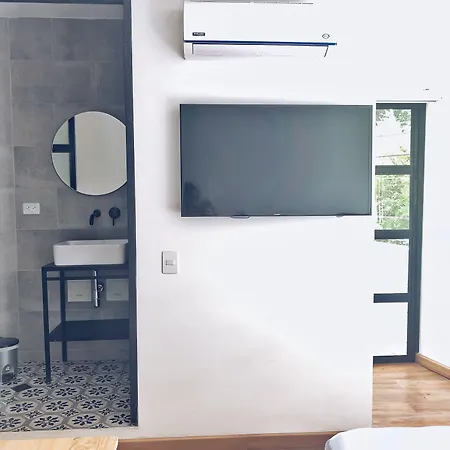 574 Hotel-2