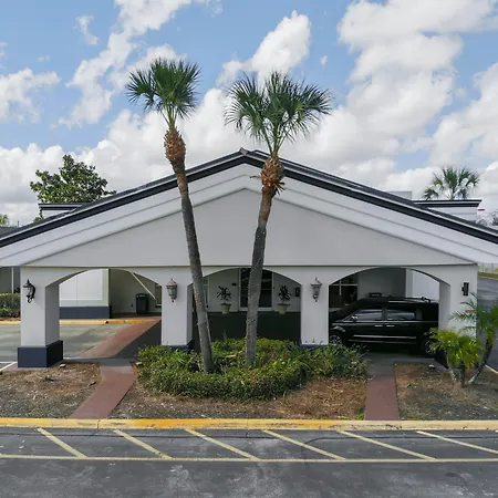 Stayable Orlando at Florida Mall-3