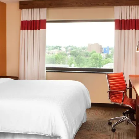 Anz Hotels Scranton-2