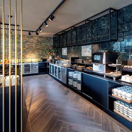Diamond Capsule Hotel Amsterdam South-3