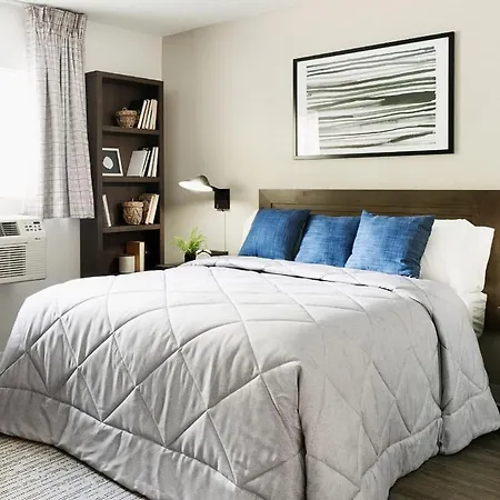Intown Suites Extended Stay Greensboro Nc - Lanada-3