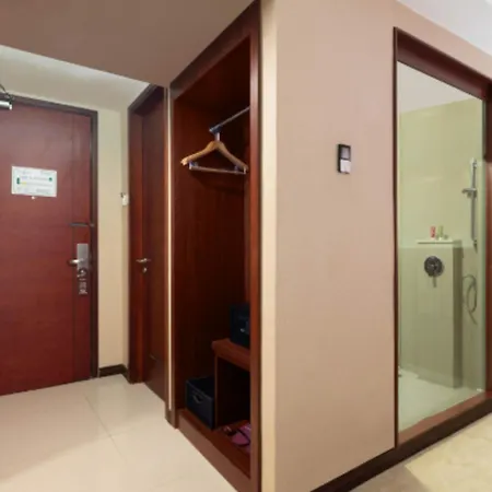 The Alana Yogyakarta Hotel And Convention Center-3
