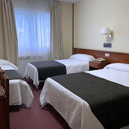 Hotel Capital de Galicia-3