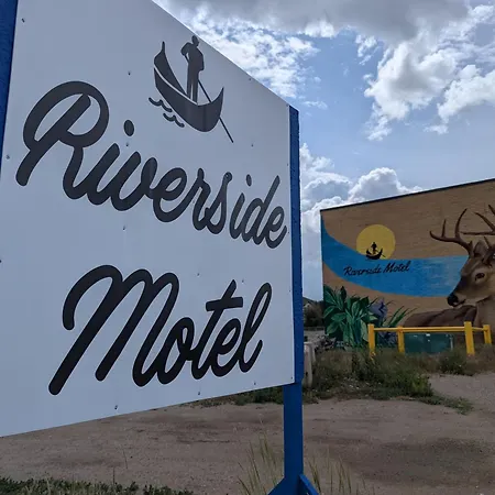 Riverside Motel & Suites-2