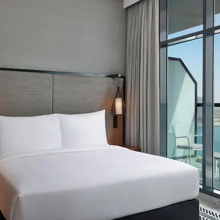 The First Collection Waterfront, Dubai, A Tribute Portfolio Hotel-3