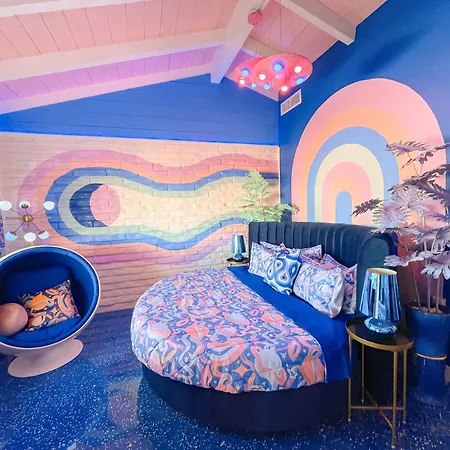 Trixie Motel-2