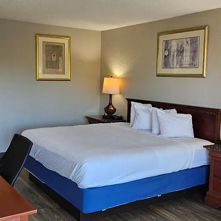 Days Inn By Wyndham Orlando Downtown-2