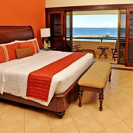 Costabella Tropical Beach Hotel-3
