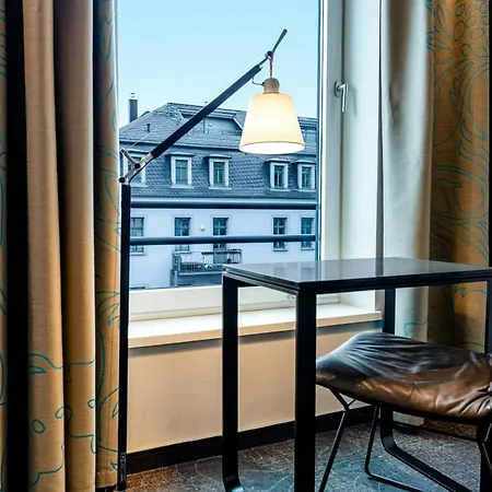 Motel One Dresden-Palaisplatz-3