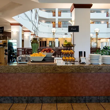 Embassy Suites By Hilton Portland Airport-2