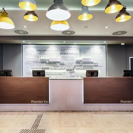 Premier Inn Düsseldorf City Friedrichstadt-2