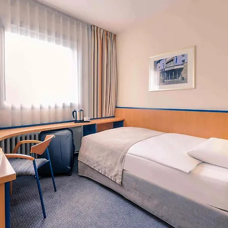 Mercure Hotel Düsseldorf City Center-3